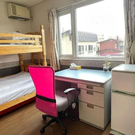 Chitose Guest House Oukaen Bagian luar foto